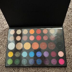 Morphe Multicolor Eyeshadow Palette James Charles